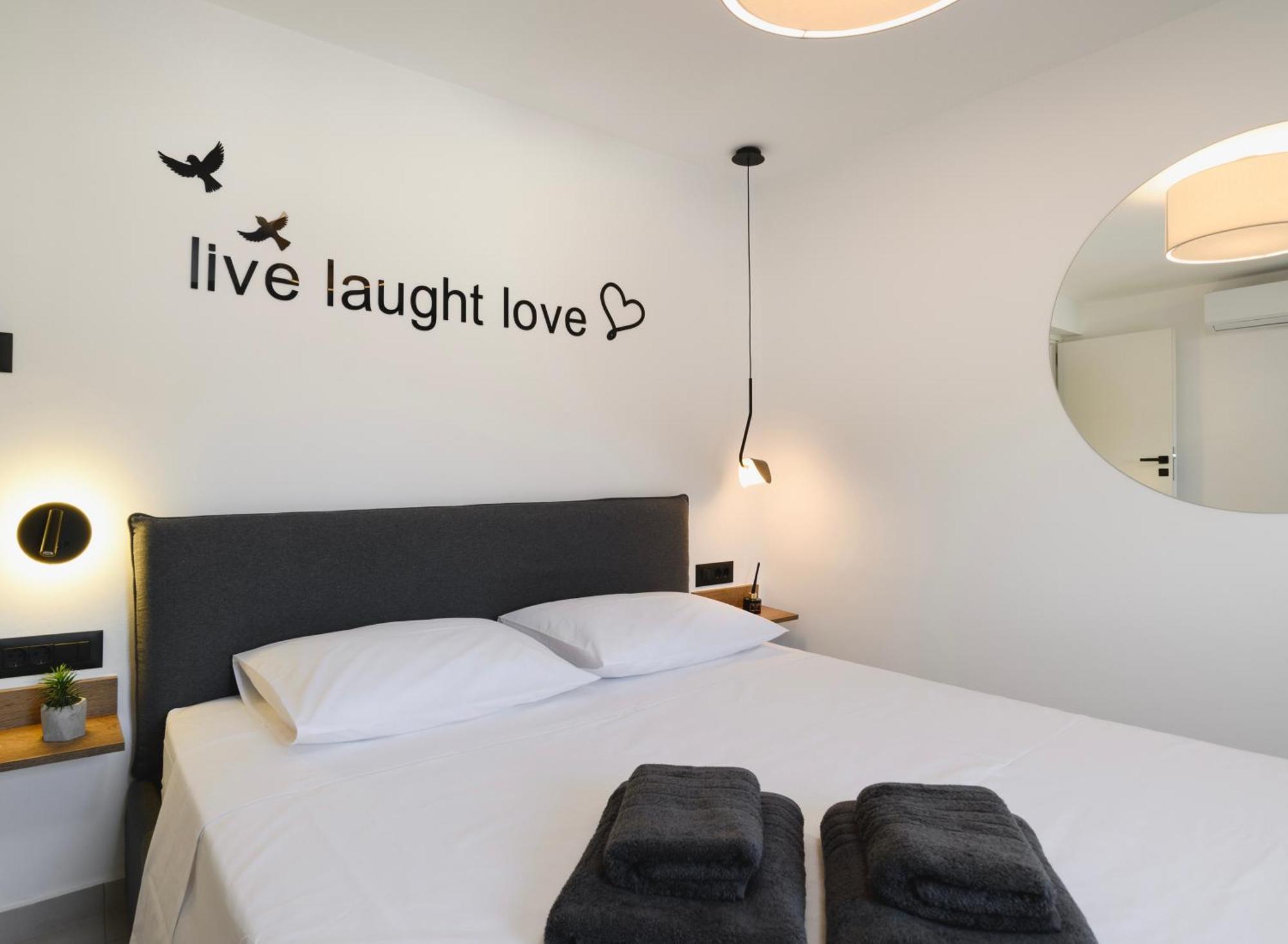 Castelo View Luxury Apt Rhodes City Buitenkant foto